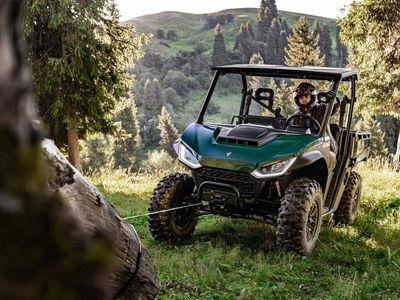 2025 Segway Powersports UT6 S - Photo 8