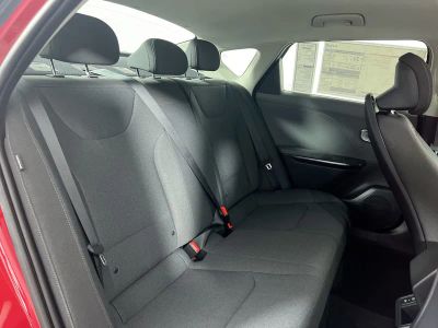 2025 Kia K4 — photo 29 view