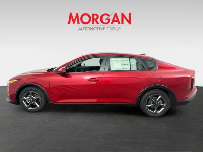 2025 Kia K4 — photo 8 view