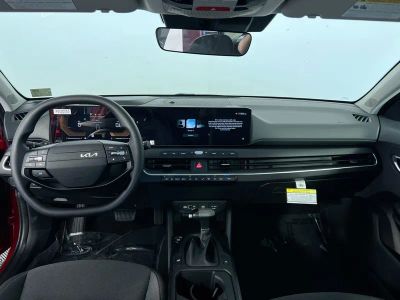 2025 Kia K4 — photo 30 view