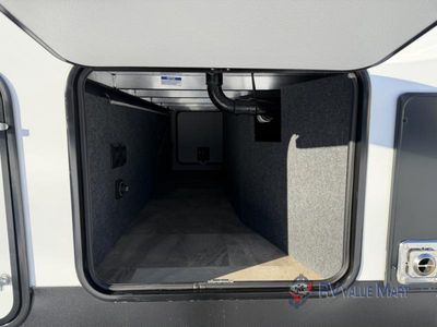 2026 Coachmen RV Chaparral - Photo 8