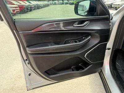 2021 Jeep Grand Cherokee L — photo 13 view