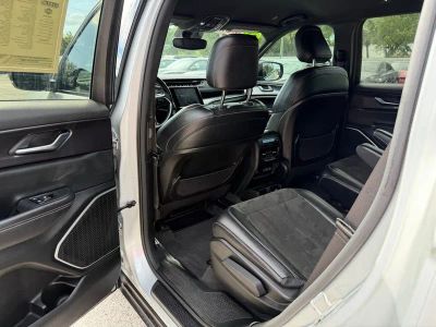 2021 Jeep Grand Cherokee L — photo 27 view