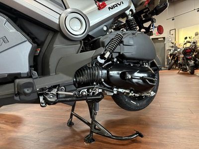 2025 Honda Navi Arctic Silver Metallic - Photo 12