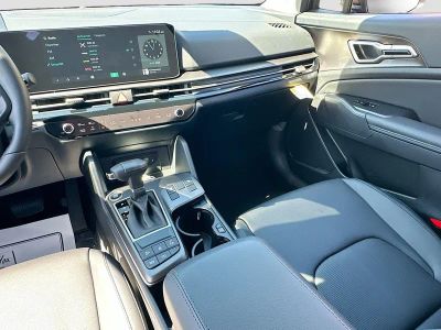 2026 Kia Sportage — photo 22 view