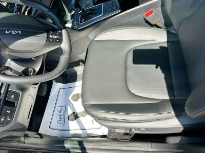 2026 Kia Sportage — photo 18 view