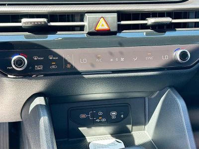 2026 Kia Sportage — photo 15 view