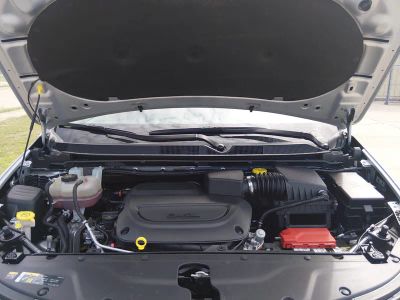 2023 Chrysler Pacifica — photo 9 view
