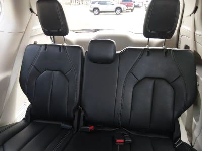 2023 Chrysler Pacifica — photo 17 view