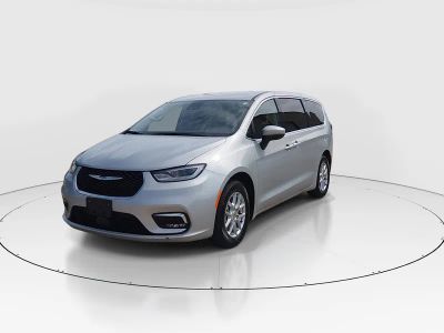 2023 Chrysler Pacifica — rear three-quarter view