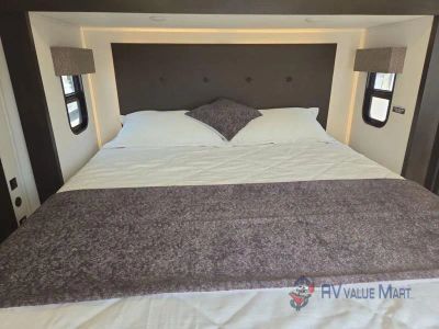 2027 Forest River RV Sabre — photo 23 view