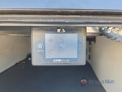 2027 Forest River RV Sabre — photo 13 view