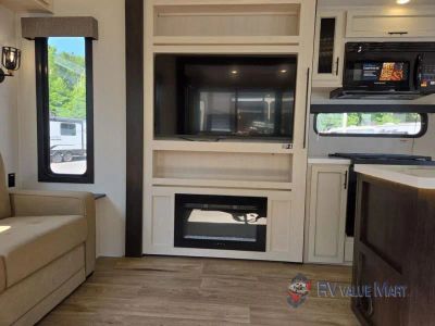 2027 Forest River RV Sabre — photo 29 view
