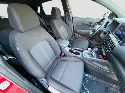 2022 Hyundai Kona — photo 14 view