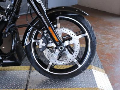 2025 Harley-Davidson FLHX - Street Glide — photo 12 view