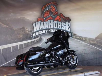 2025 Harley-Davidson FLHX - Street Glide — detail view