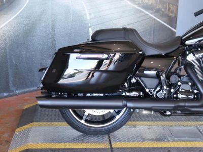 2025 Harley-Davidson FLHX - Street Glide — photo 10 view