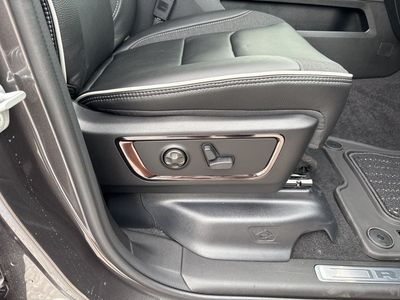 2026 RAM 1500 — photo 57 view