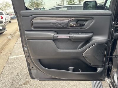 2026 RAM 1500 — photo 40 view