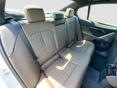 2026 BMW 5 Series — photo 20 view