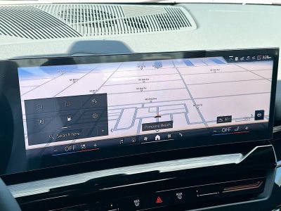2026 BMW 5 Series — photo 10 view
