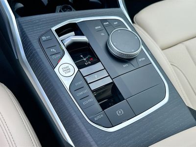 2026 BMW 3 Series - Photo 14