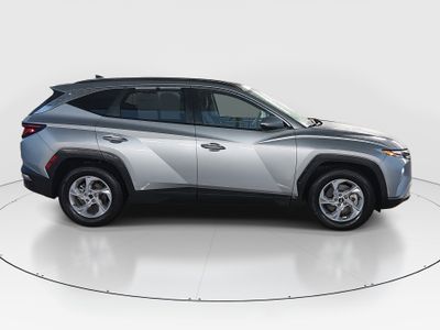 2024 Hyundai Tucson — photo 8 view