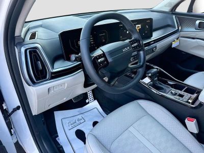 2026 Kia Sorento — photo 9 view