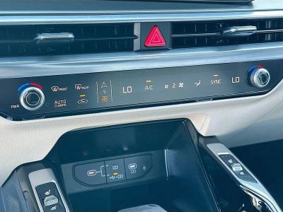 2026 Kia Sorento — photo 16 view