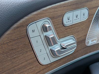 2025 Mercedes-Benz GLE - Photo 23
