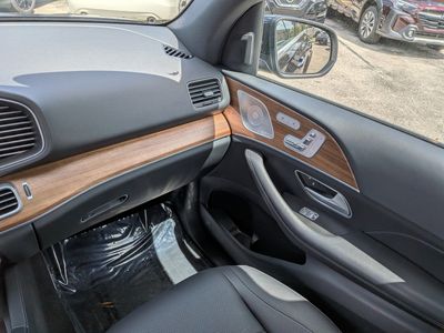 2025 Mercedes-Benz GLE - Photo 19