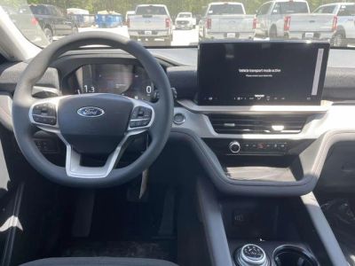 2026 Ford Explorer — photo 9 view