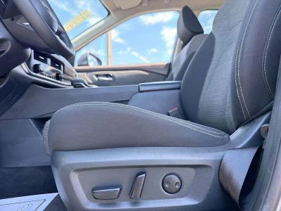 2023 Nissan Rogue — photo 12 view