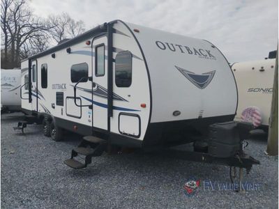 2017 Keystone RV Outback Ultra Lite - Photo 1