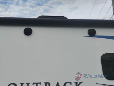 2017 Keystone RV Outback Ultra Lite - Photo 16