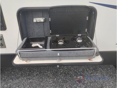 2017 Keystone RV Outback Ultra Lite - Photo 10