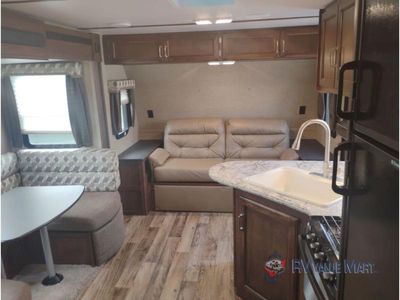 2017 Keystone RV Outback Ultra Lite - Photo 19