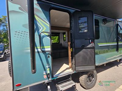 2026 Keystone RV Reign - Photo 8