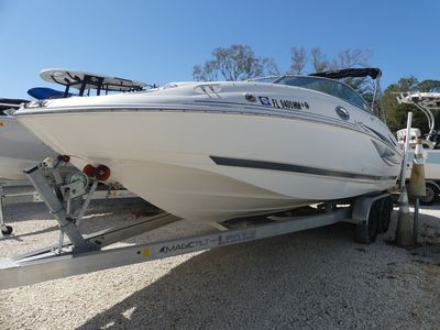 2004 Monterey 233 Explorer — side profile view