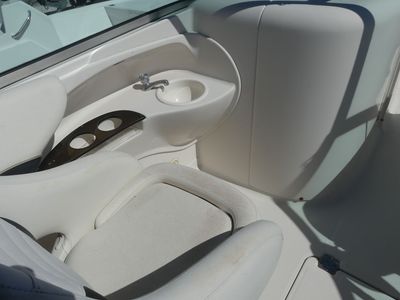 2004 Monterey 233 Explorer — photo 7 view