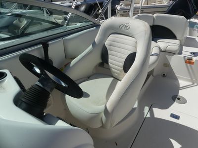 2004 Monterey 233 Explorer — photo 10 view