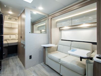 2026 Thor Motor Coach Compass - Photo 6
