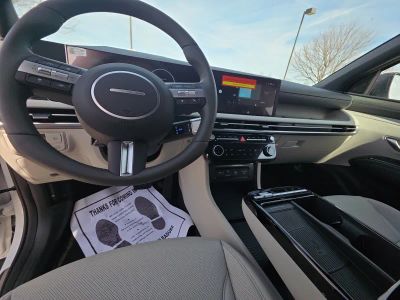 2026 Hyundai Tucson Hybrid - Photo 12