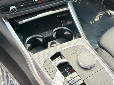 2026 BMW 3 Series — photo 29 view