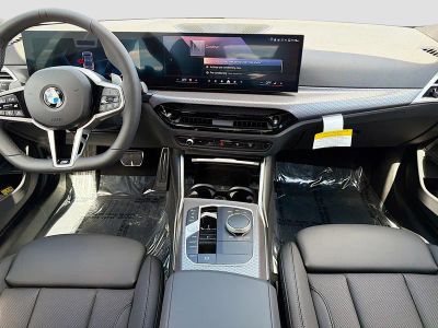 2026 BMW 3 Series — photo 19 view