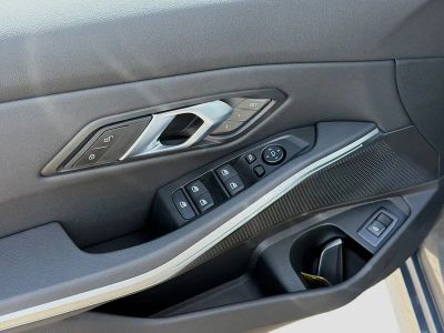 2026 BMW 3 Series — photo 23 view