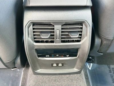 2026 BMW 3 Series — photo 20 view
