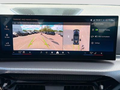 2026 BMW 3 Series — photo 35 view