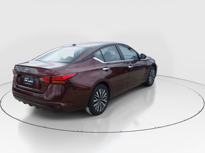 2025 Nissan Altima - Photo 7