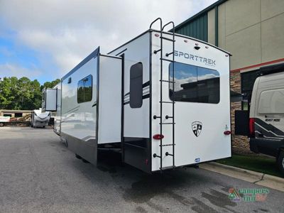 2026 Venture RV SportTrek Touring Edition — detail view